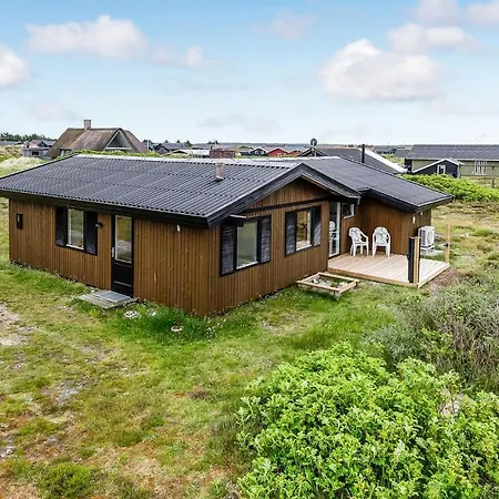 Lovely In Hvide Sande With Kitchen Tatil Evi Bjerregård